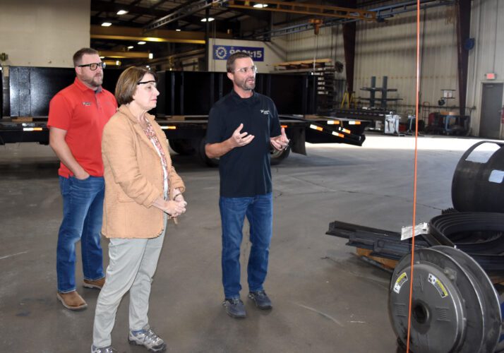 Senator Amy Klobuchar comes to Blue Earth News, Sports, Jobs